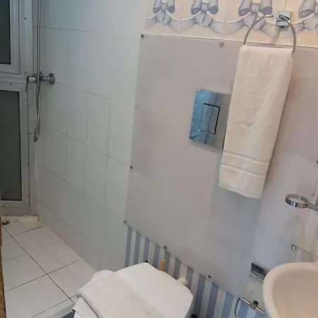 Gozo Duplex Overlooking Historic Piazza Appartement